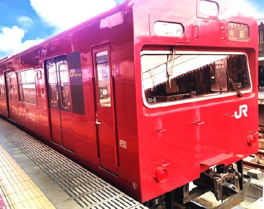赤い電車の夢