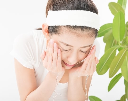 目を<strong>洗う</strong>夢 目を<strong>洗う</strong>夢