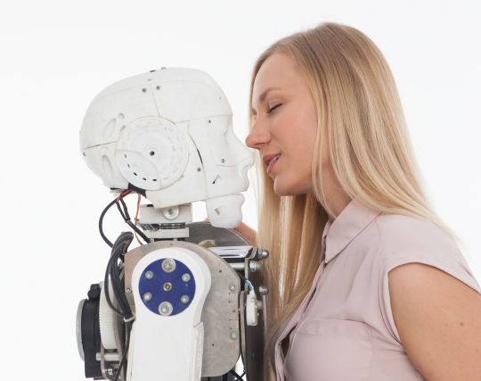 ロボットにキスされる夢