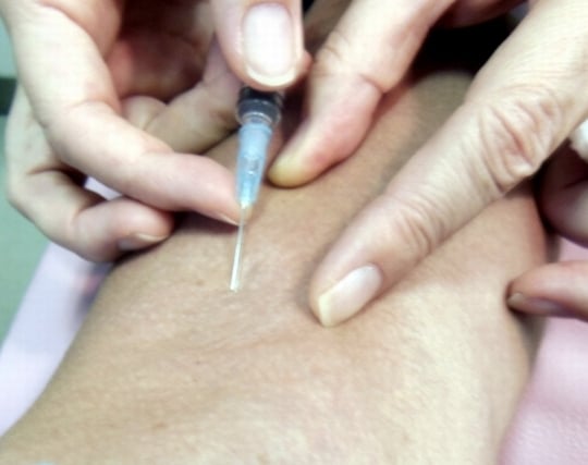 病院で採<strong>血</strong>される夢