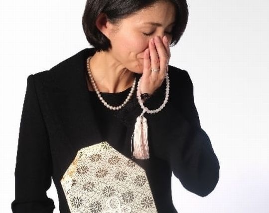 喪服を着て悲しい夢 喪服を着て悲しい夢