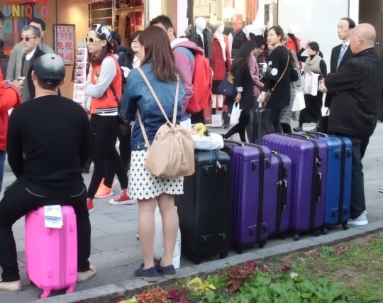 旅行先が混雑していてうんざりする夢 旅行先が混雑していてうんざりする夢