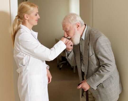 老人がキスする夢 老人がキスする夢
