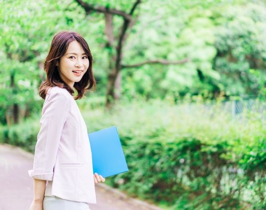 彼女が歩く夢 彼女が歩く夢