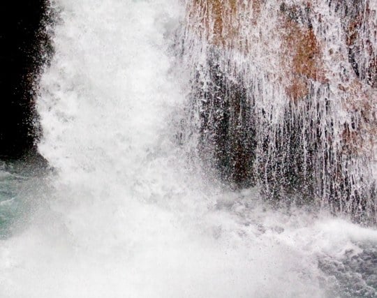 滝壺に落ちる夢 滝壺に落ちる夢
